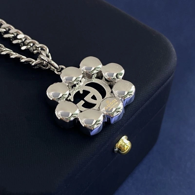 Gucci Necklaces SmoothTexture 246477