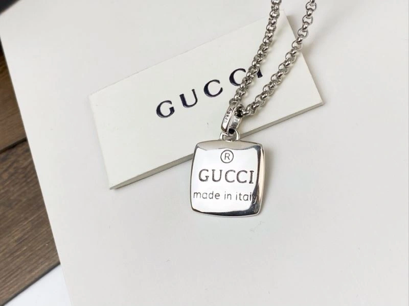 Gucci Necklaces DailyWear 246440