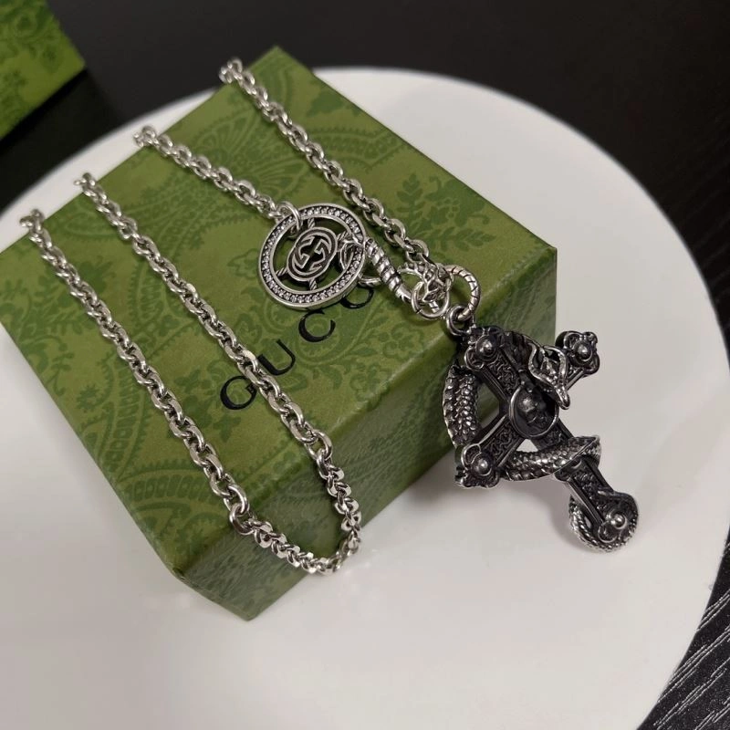 Vibrant Gucci Necklaces 246430