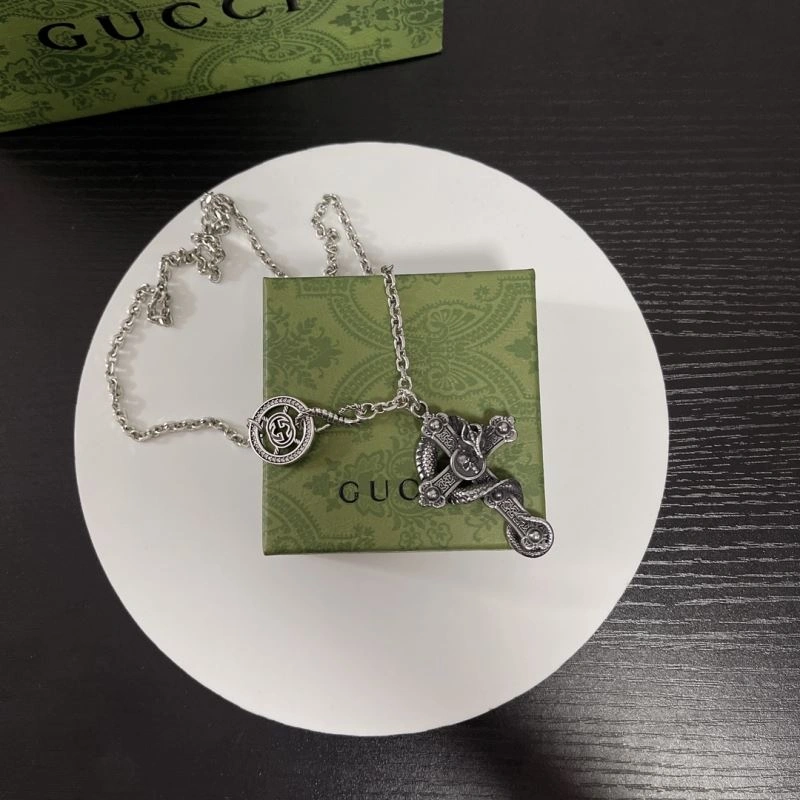Vibrant Gucci Necklaces 246430