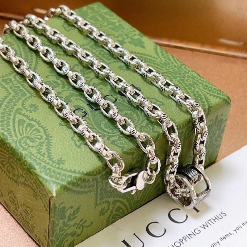Snug Gucci Necklaces 246434