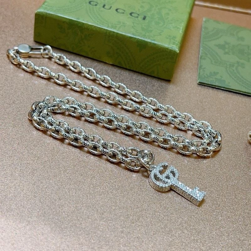 RelaxedFit Gucci Necklaces 246201