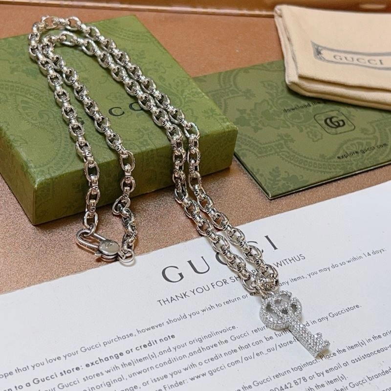 RelaxedFit Gucci Necklaces 246201
