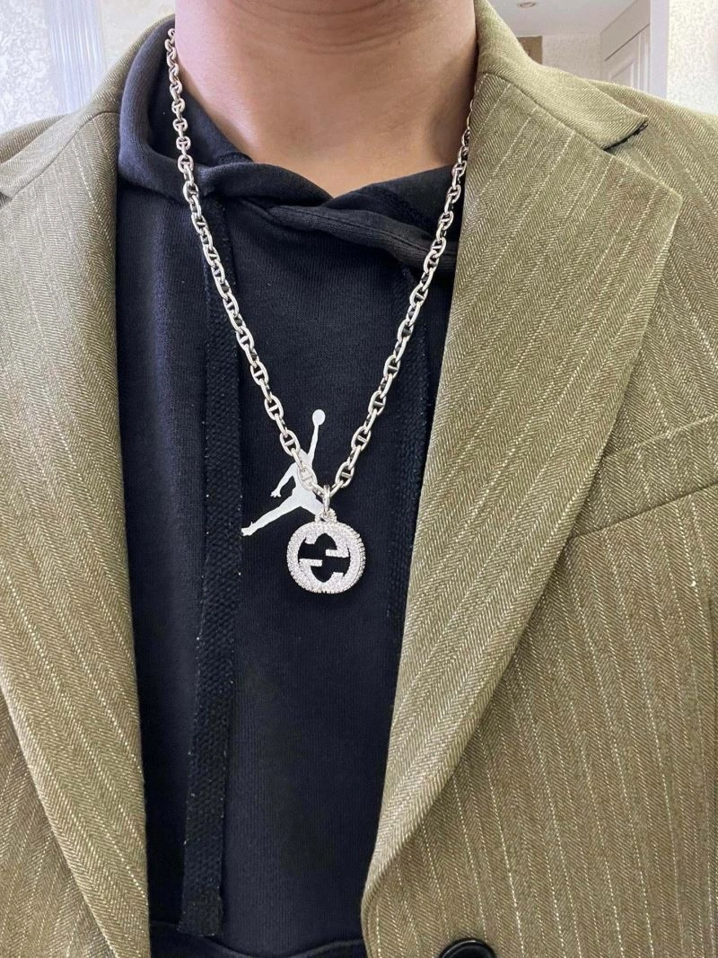 TravelReady Gucci Necklaces 246188