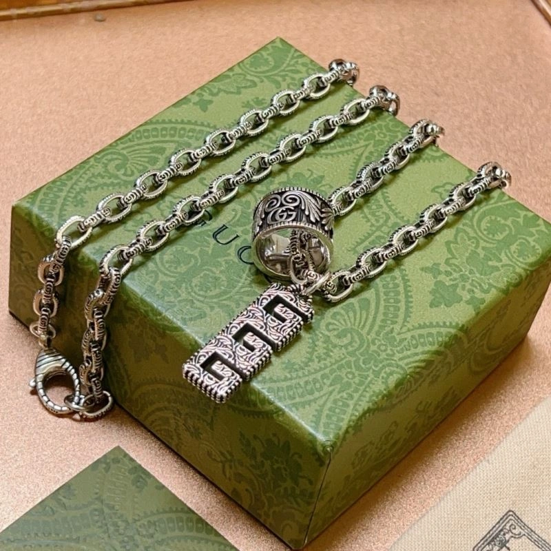 SmoothTexture Gucci Necklaces 246185