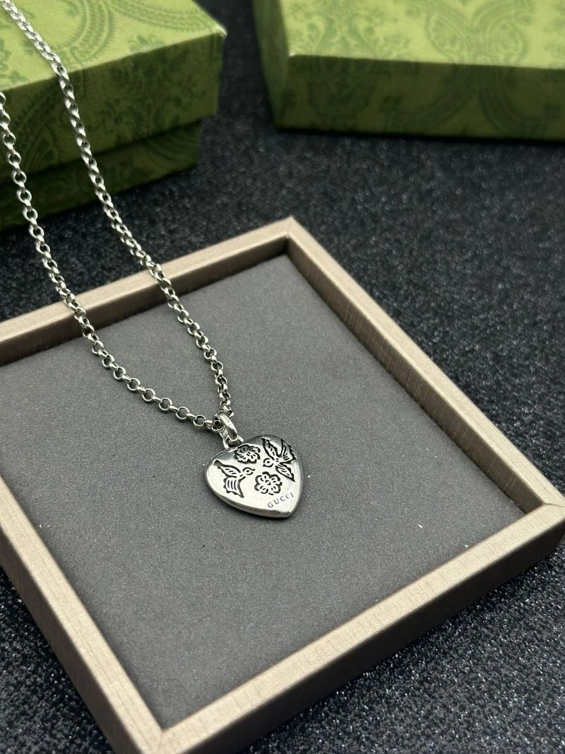 EyeCatching Gucci Necklaces 246166