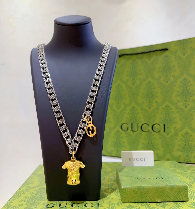 Compact Gucci Necklaces 246182