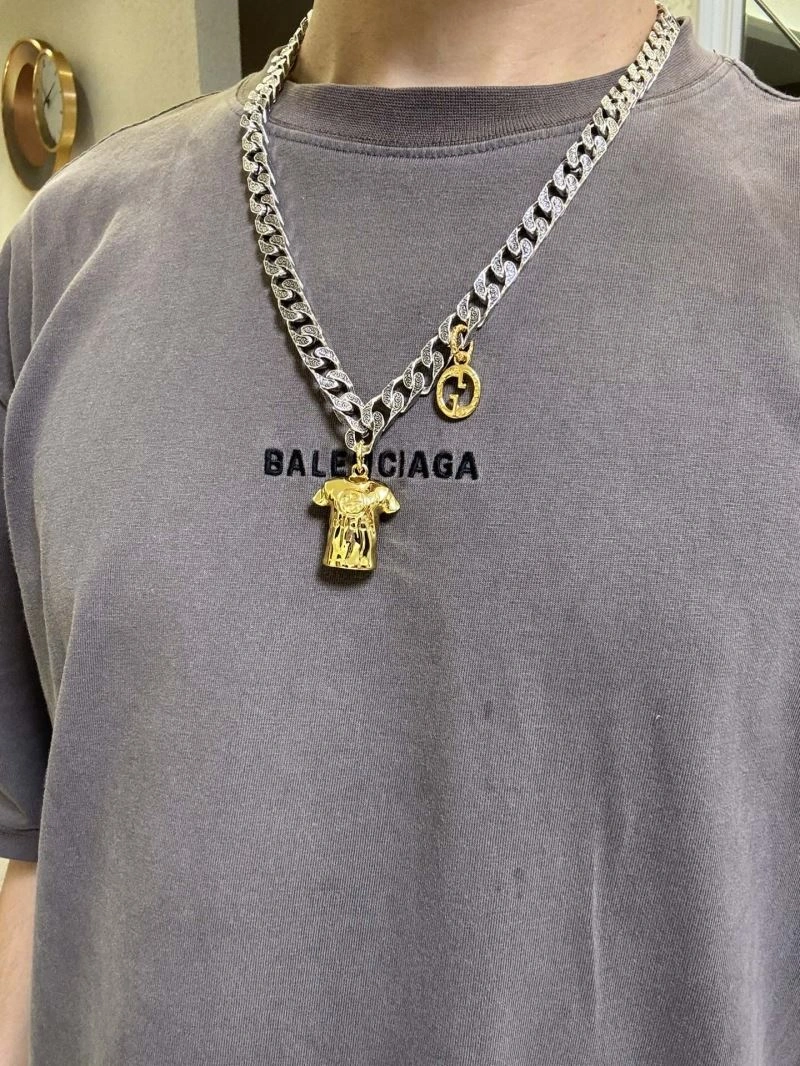Compact Gucci Necklaces 246182