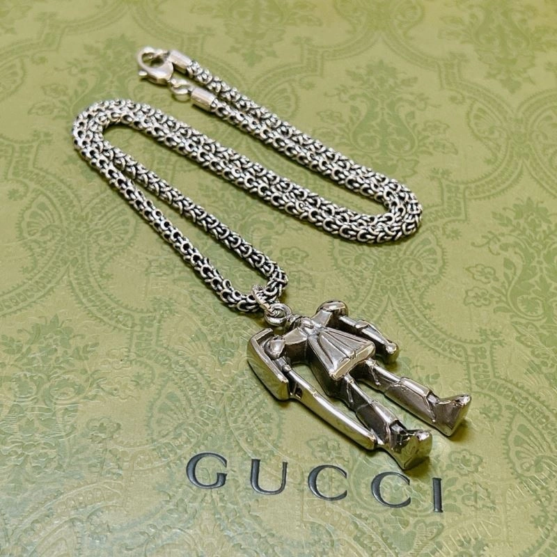 Comfortable Gucci Necklaces 246163