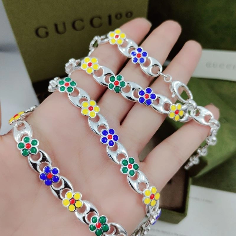 Gucci Necklaces Fashionable 246155