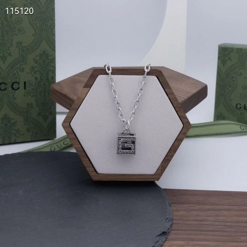 Gucci Necklaces Bold 246154