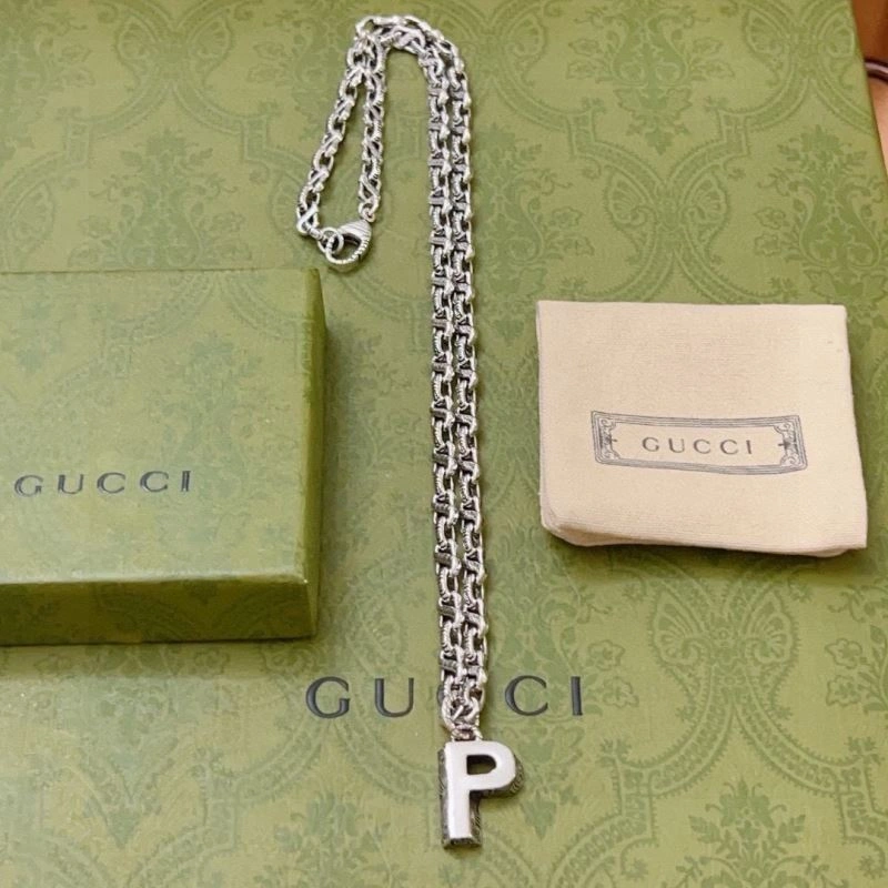 WaterResistant Gucci Necklaces 246151