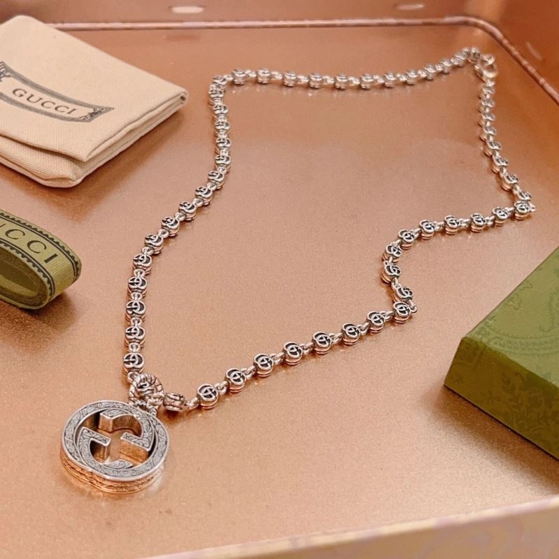 MultiPurpose Gucci Necklaces 246135