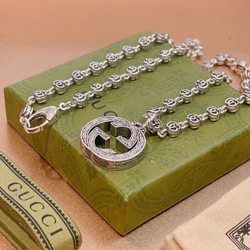 MultiPurpose Gucci Necklaces 246135