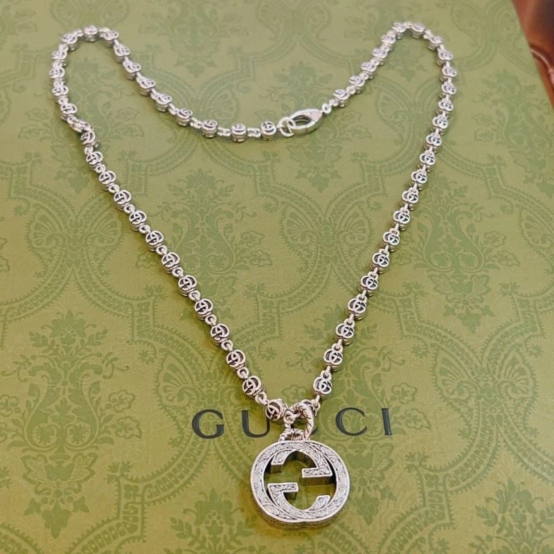 MultiPurpose Gucci Necklaces 246135