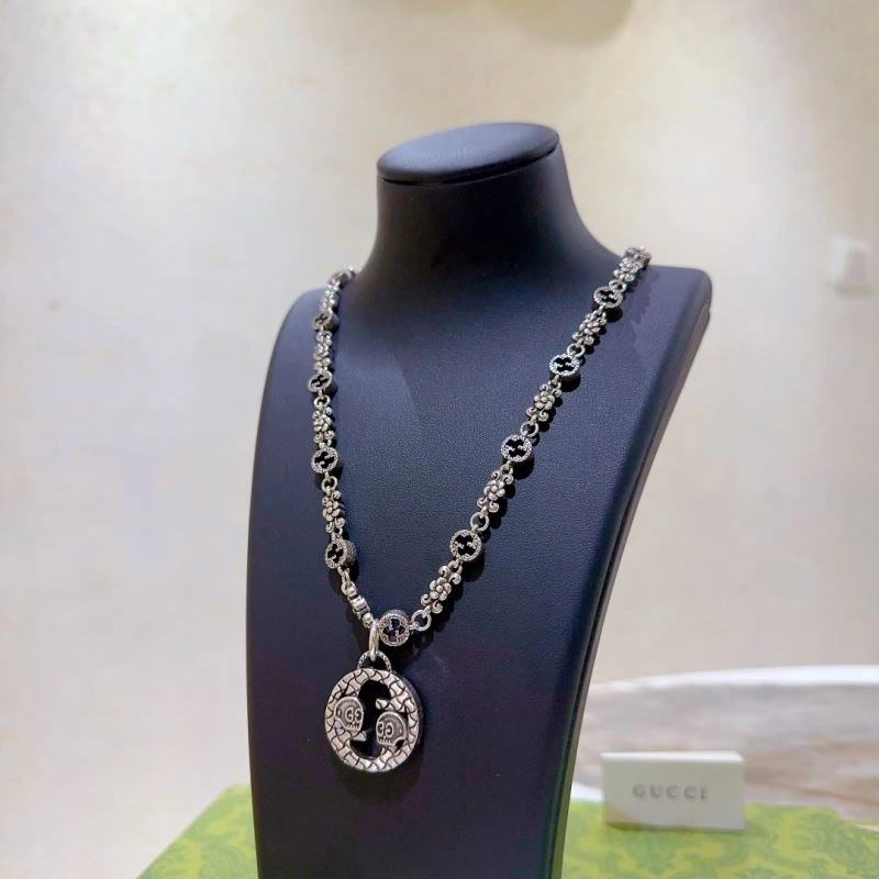 Gucci Necklaces Versatile 246117