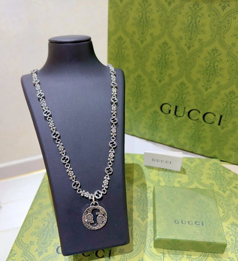 Gucci Necklaces Versatile 246117