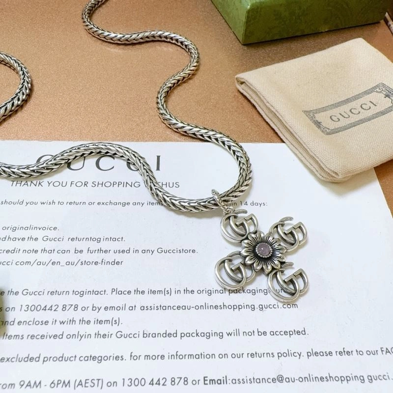 Lightweight Gucci Necklaces 246114