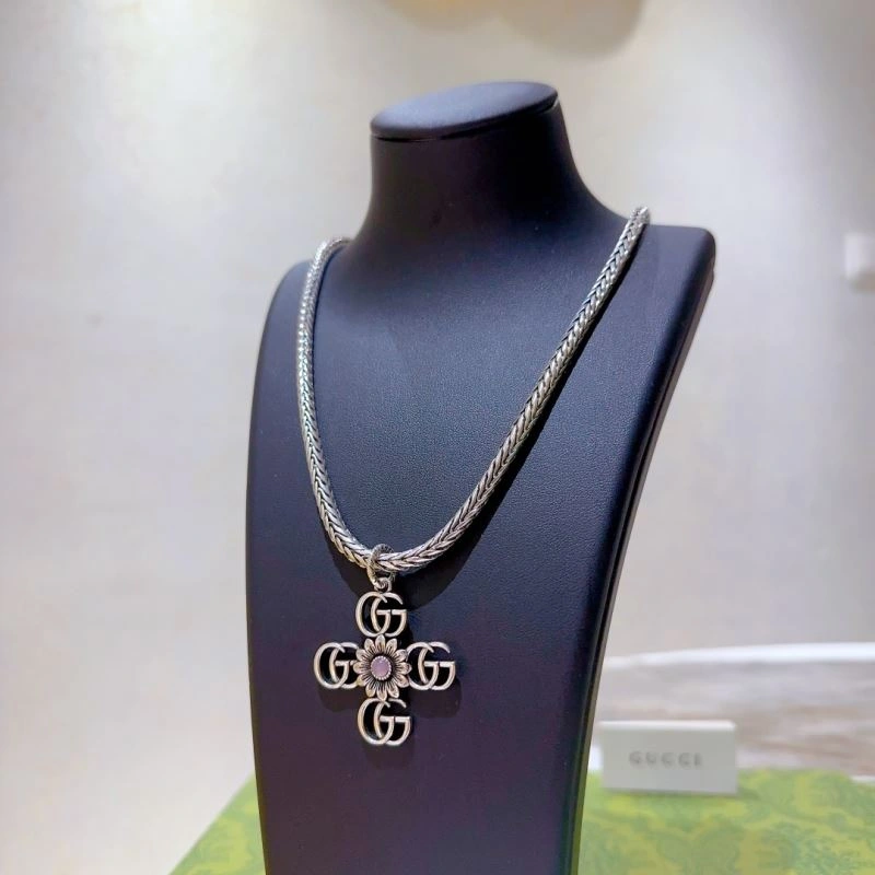 Lightweight Gucci Necklaces 246114