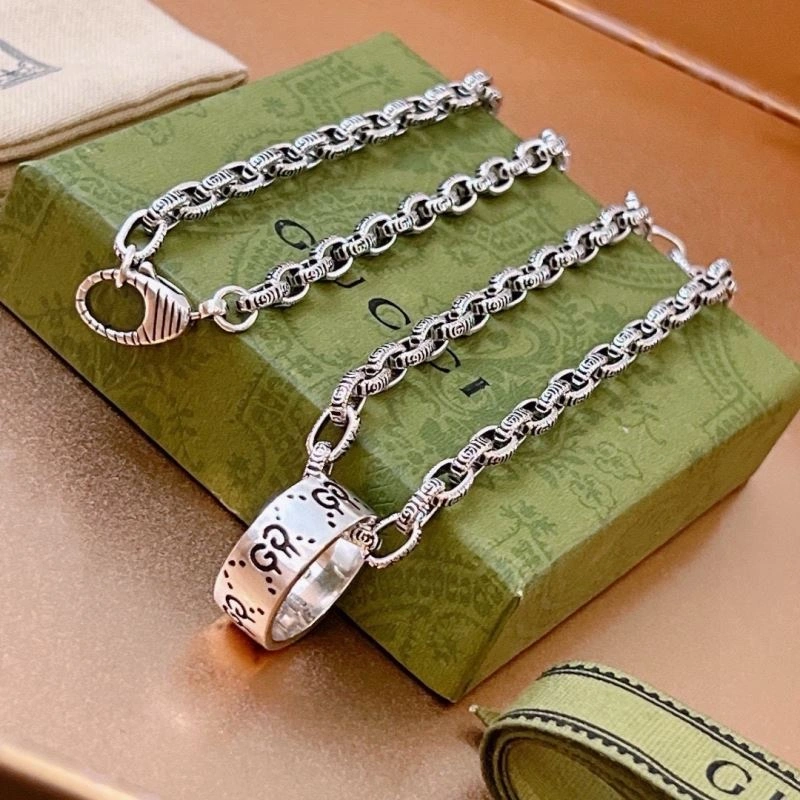Gucci Necklaces EyeCatching 246101