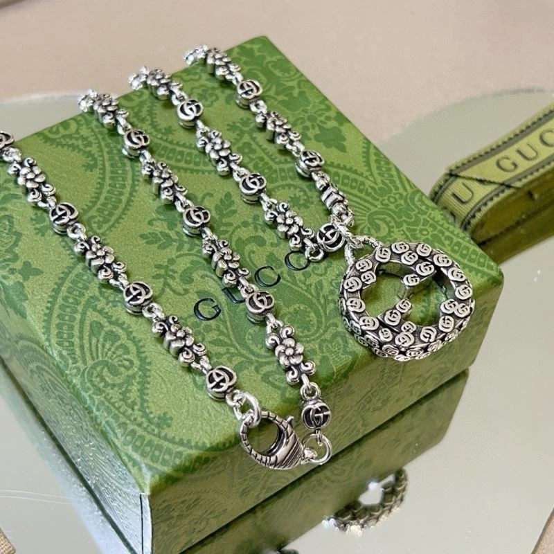 Gucci Necklaces Affordable 246106