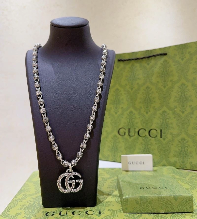 SmoothTexture Gucci Necklaces 246105