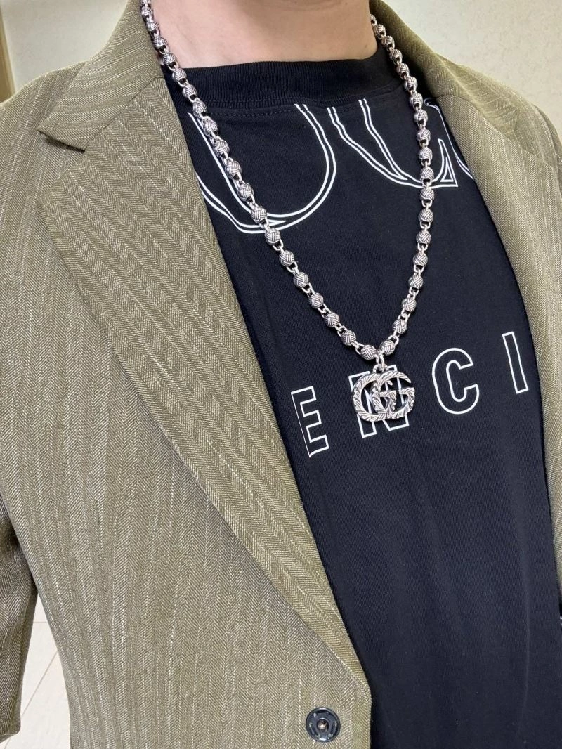 SmoothTexture Gucci Necklaces 246105