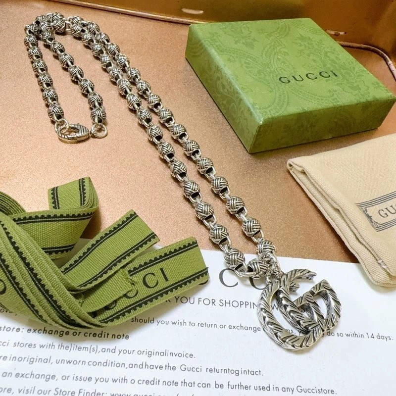 SmoothTexture Gucci Necklaces 246105
