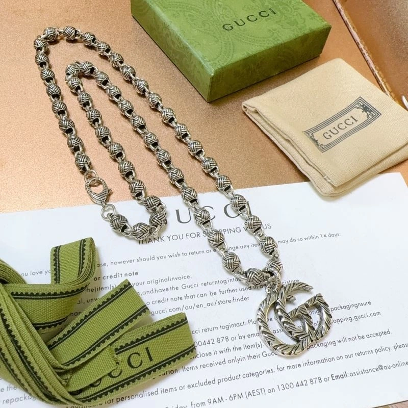 SmoothTexture Gucci Necklaces 246105