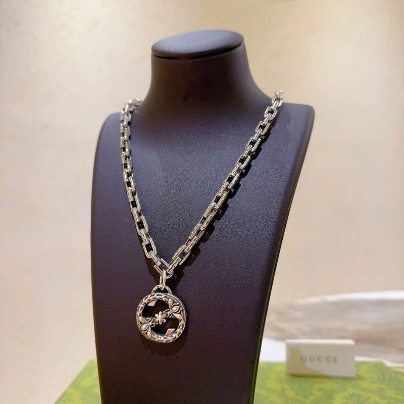 SmoothTexture Gucci Necklaces 246110
