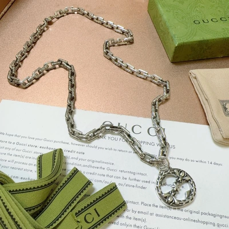 SmoothTexture Gucci Necklaces 246110