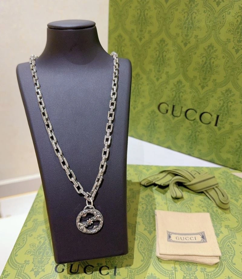 SmoothTexture Gucci Necklaces 246110