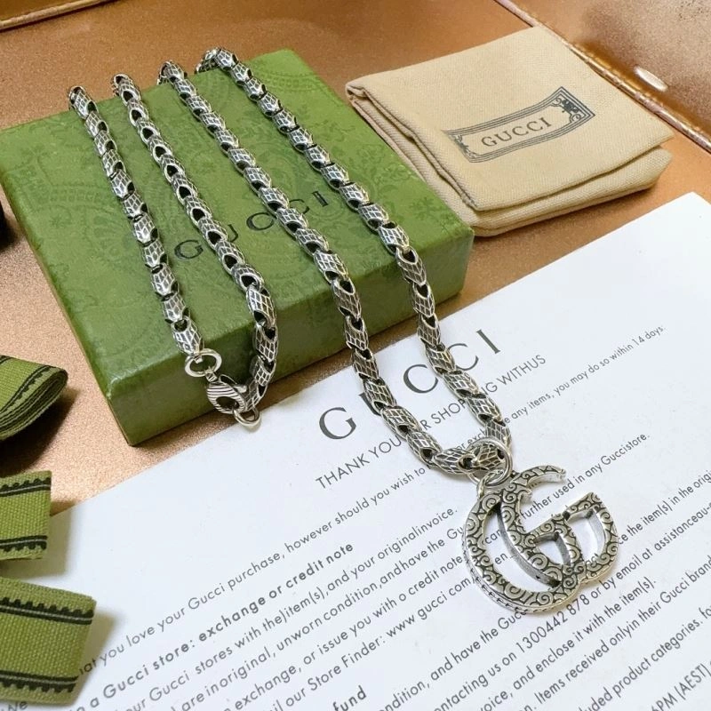 Lightweight Gucci Necklaces 246108