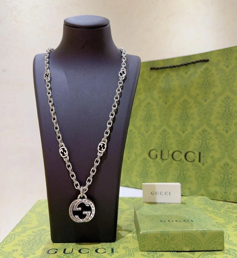 Contemporary Gucci Necklaces 246091