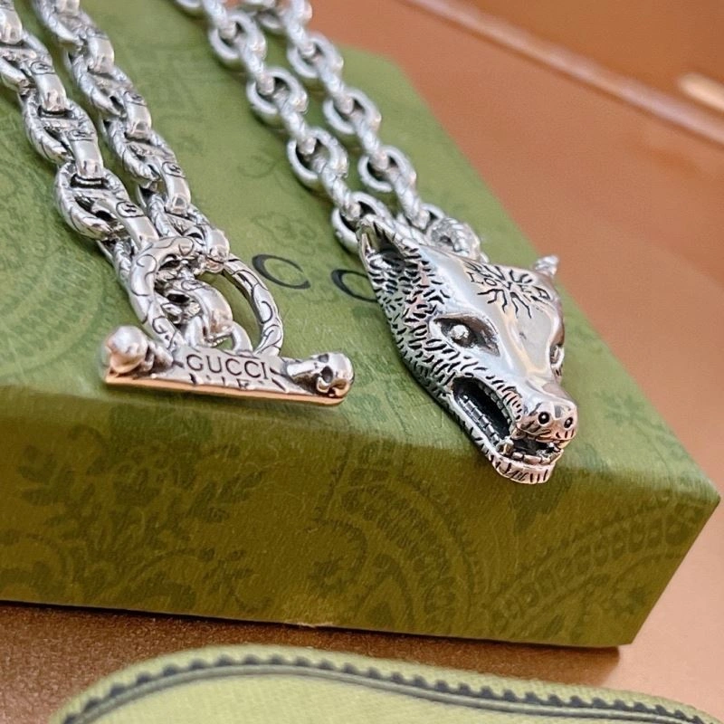 Elegant Gucci Necklaces 245619