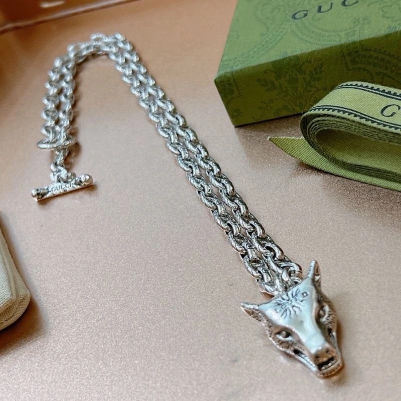 Elegant Gucci Necklaces 245619