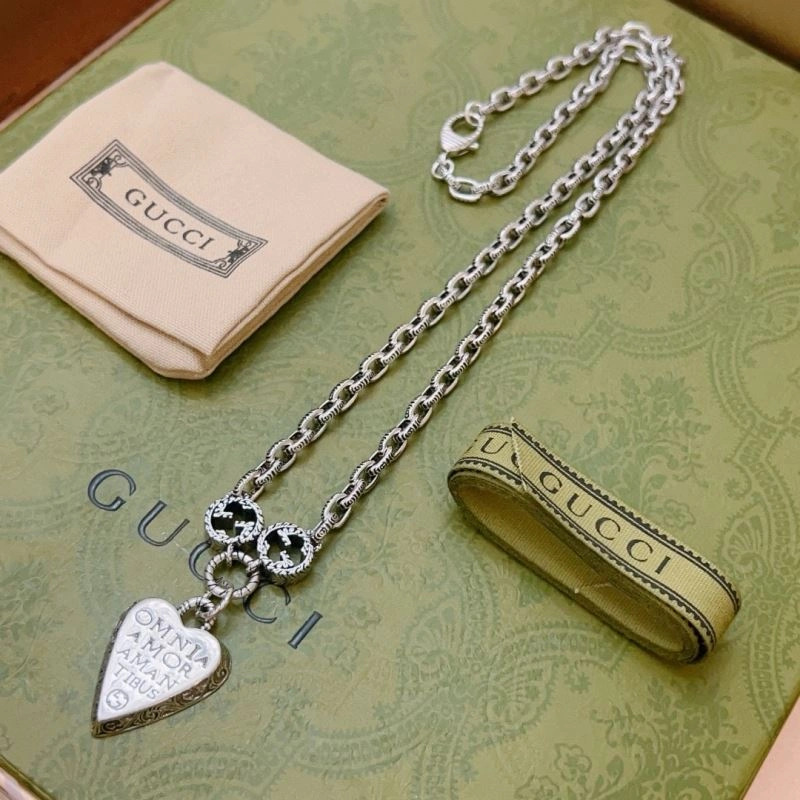 Comfortable Gucci Necklaces 245595