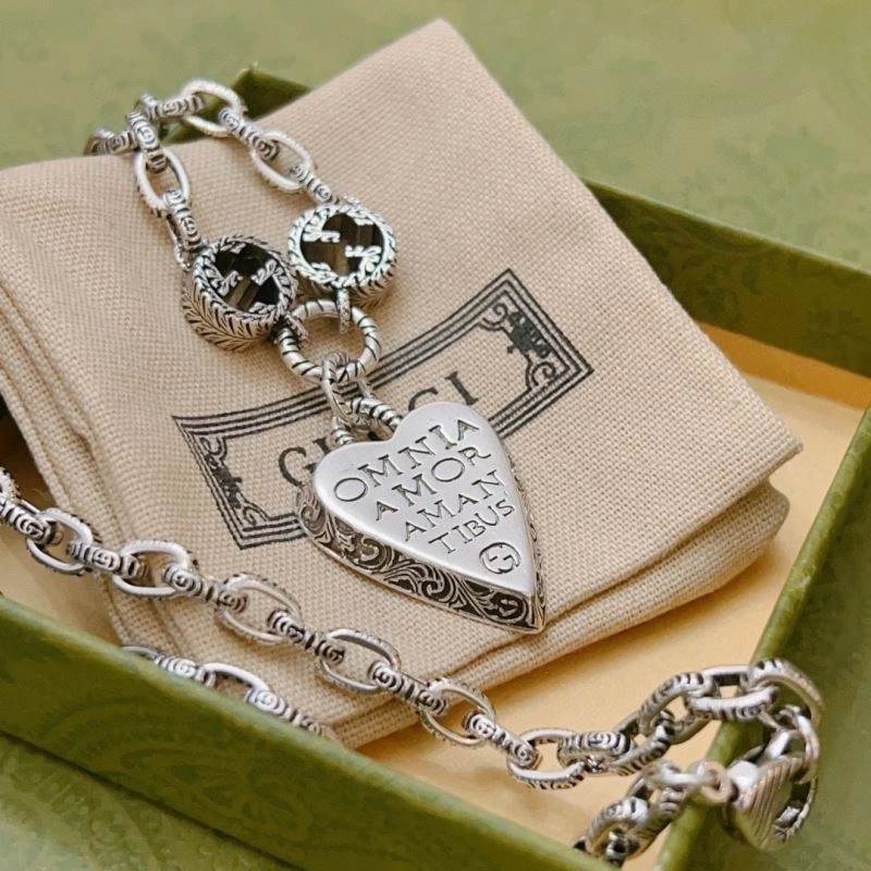 Comfortable Gucci Necklaces 245595