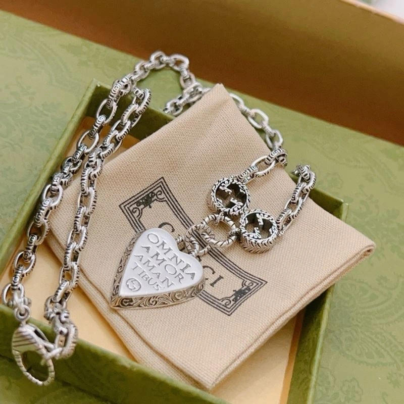 Comfortable Gucci Necklaces 245595