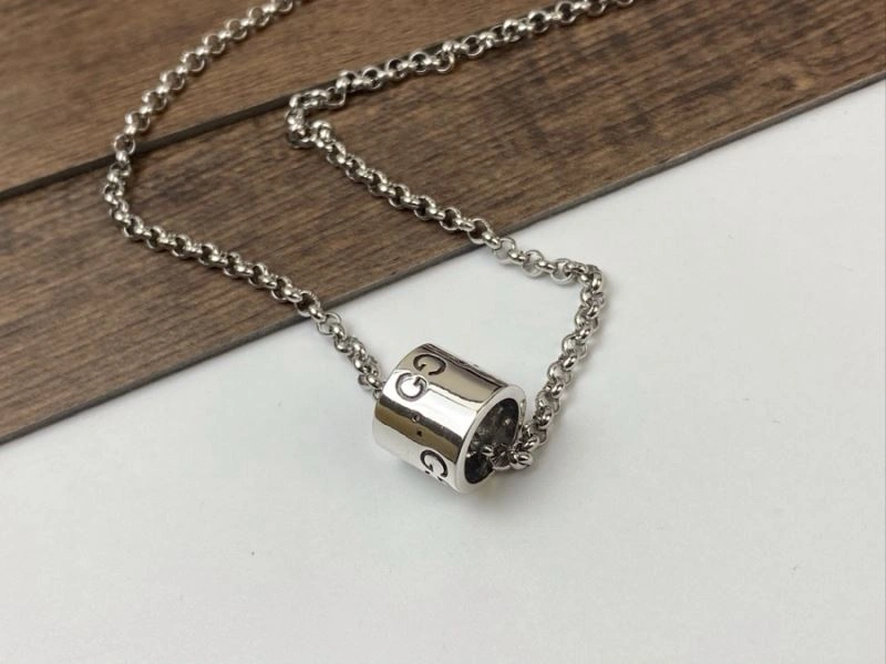 SmoothTexture Gucci Necklaces 245458