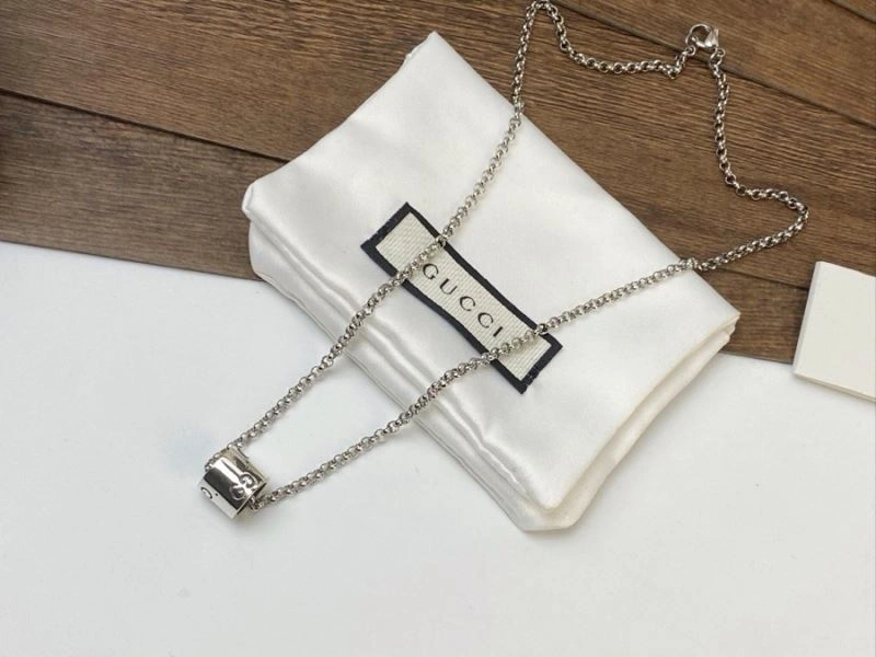SmoothTexture Gucci Necklaces 245458