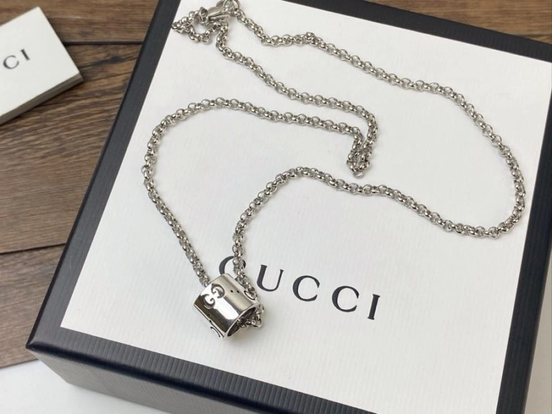SmoothTexture Gucci Necklaces 245458
