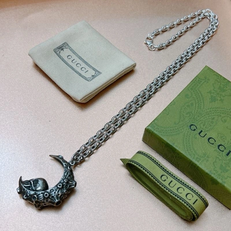 Resilient Gucci Necklaces 245413