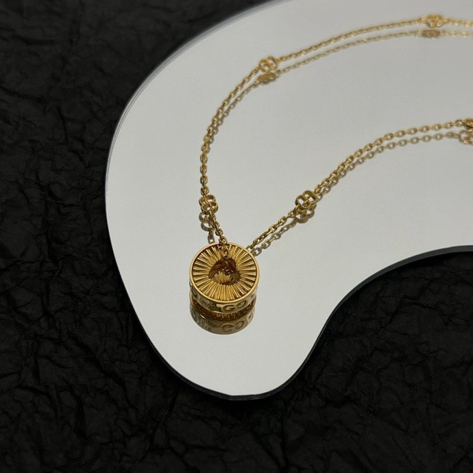 TravelReady Gucci Necklaces 245412