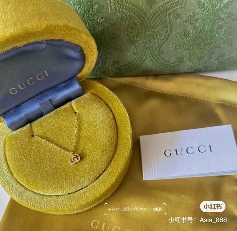 Fashionable Gucci Necklaces 245392