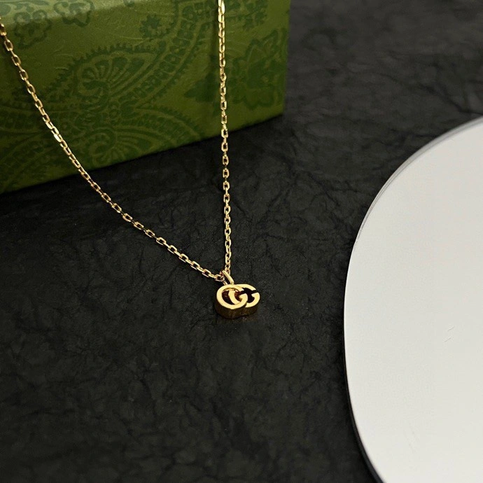 Fashionable Gucci Necklaces 245392