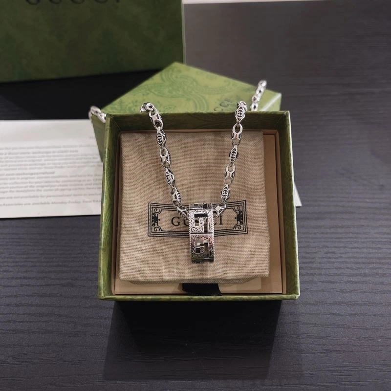 OdorResistant Gucci Necklaces 245395