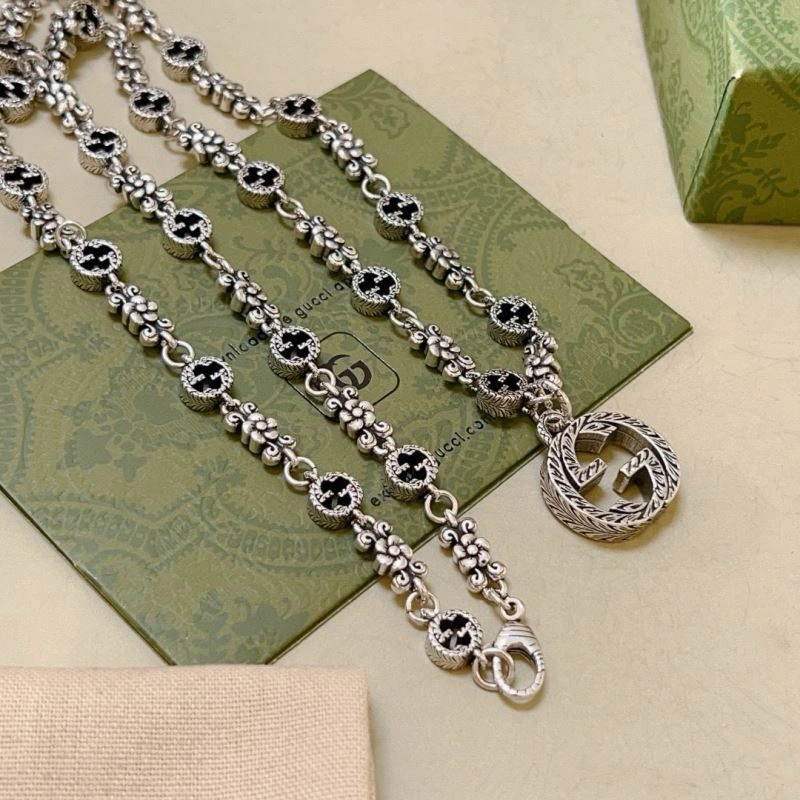 Gucci Necklaces Lightweight 245400
