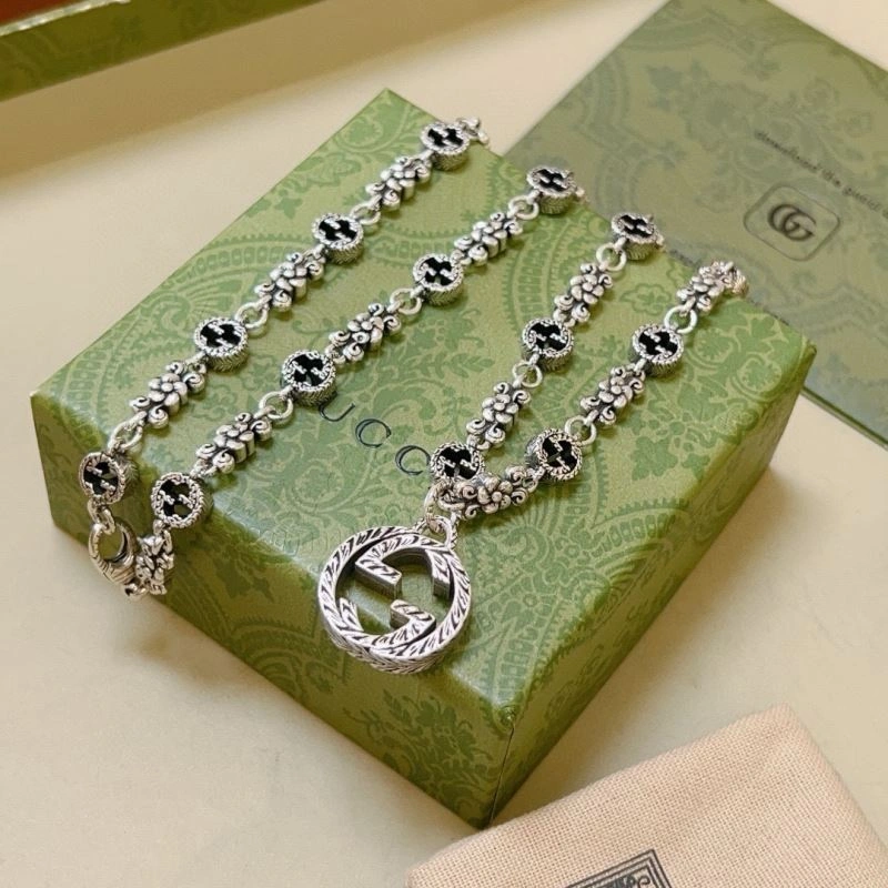 Gucci Necklaces Lightweight 245400