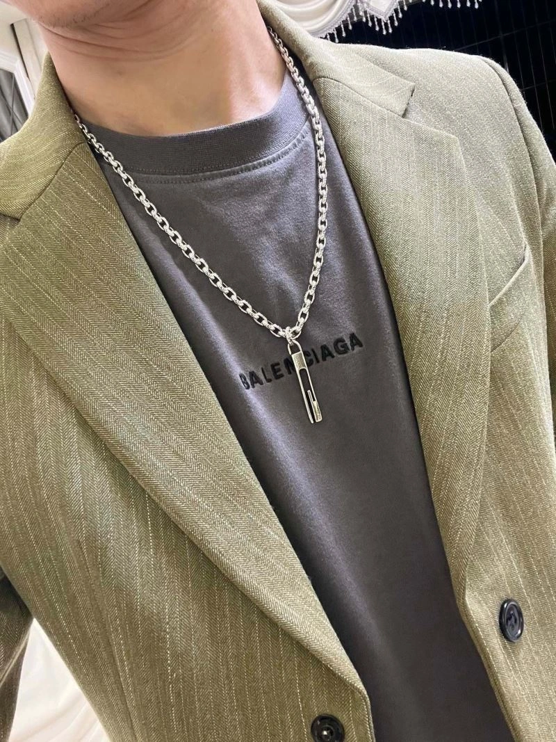 Gucci Necklaces Premium 245375